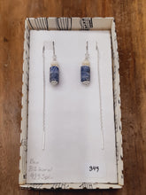 Indlæs billede til gallerivisning Blå koral i øretråd