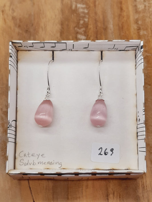 Lyserød cateye dråbe